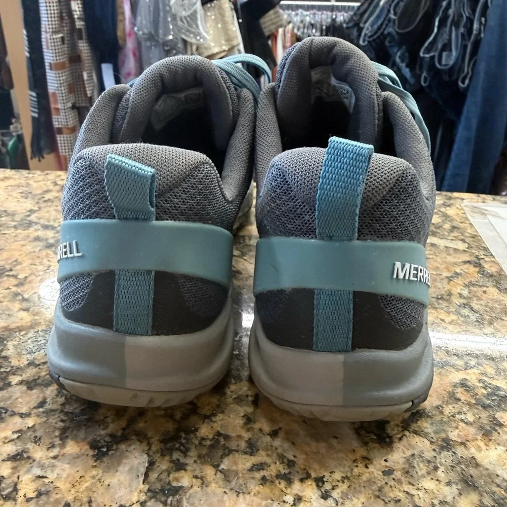 Merrell J52910 Women’s Hiking Trail Shoes Vibram Sole Gray Blue Size 8.5
